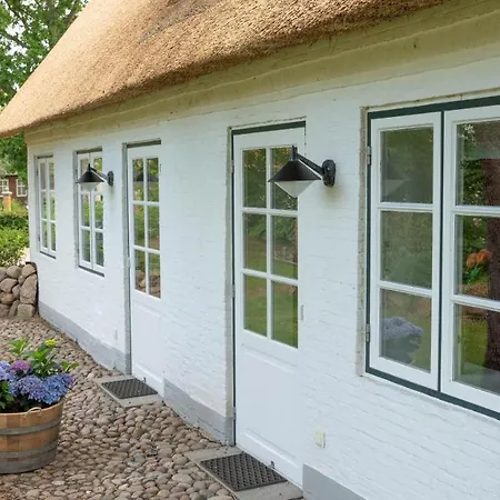 Altes Schulmeisterhaus 2 別荘