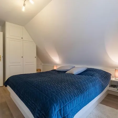 Altes Schulmeisterhaus 2